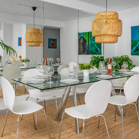 Seaside Bliss: 3 Bedroom With A View Апартаменти Фуенхірола