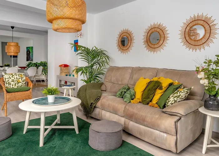 Apartment Seaside Bliss: 3 Bedroom With A View Fuengirola