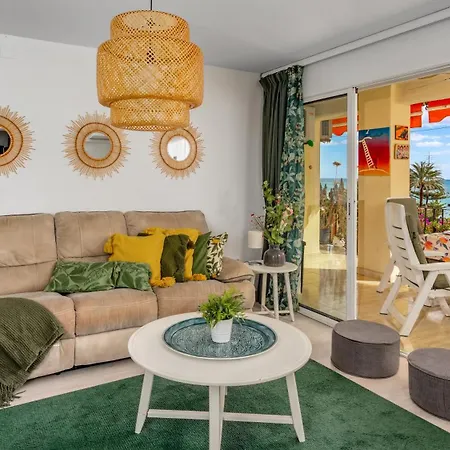 アパート Seaside Bliss: 3 Bedroom With A View *