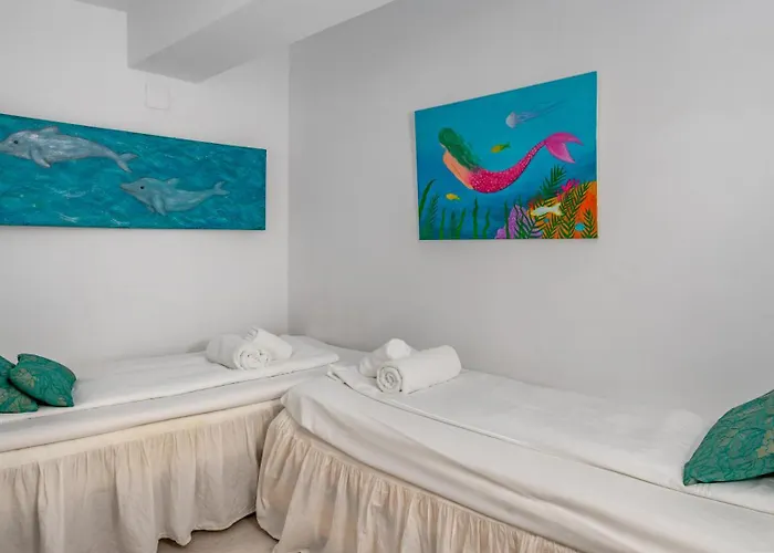 Seaside Bliss: 3 Bedroom With A View アパート *