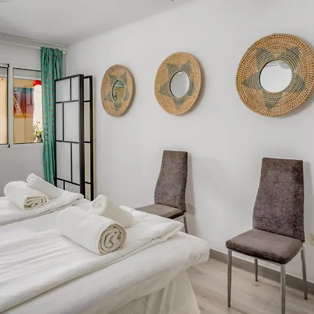 Seaside Bliss: 3 Bedroom With A View Apartamento Fuengirola